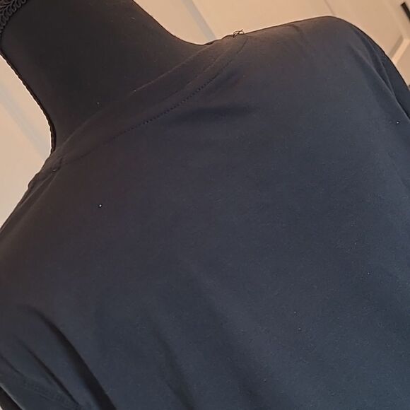 Rainforest sz M black long-sleeved t shirt - Picture 4 of 8